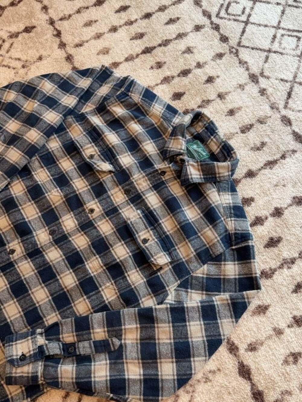 Woolrich Men's Large Plaid Flannel Long Sleeve Button Down Shirt